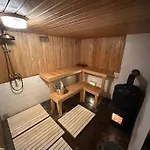 Cozy Private House With Backyard And Hot Tub 别墅 派尔努
