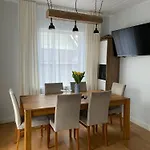 别墅 Cozy Private House With Backyard And Hot Tub 派尔努
