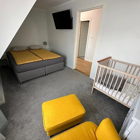 فيلة Cozy Private House With Backyard And Hot Tub