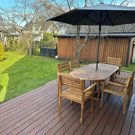Villa Cozy Private House With Backyard And Hot Tub