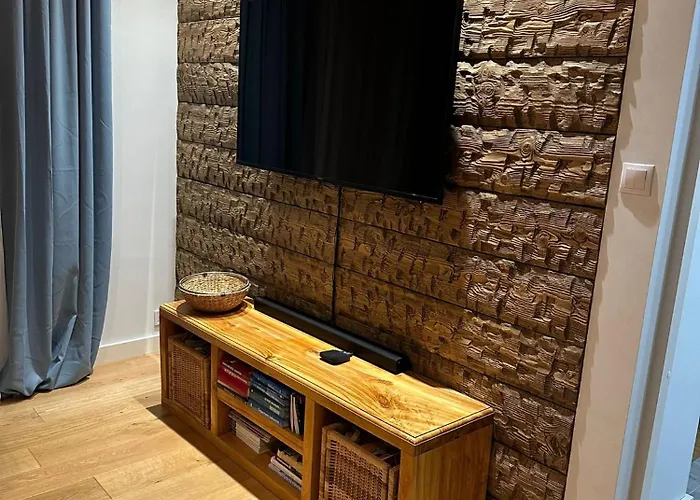 Cozy Private House With Backyard And Hot Tub فيلة *